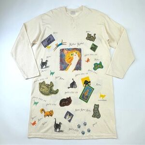 90s Henley cream muslin cotton Cat Print long sleeve sleep shirt One size womens